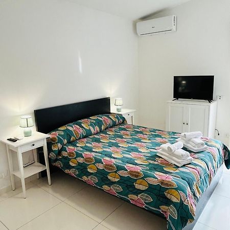 The House Fiera Di Roma Aeroporto Fiumicino Bed & Breakfast Ponte Galeria Exterior photo