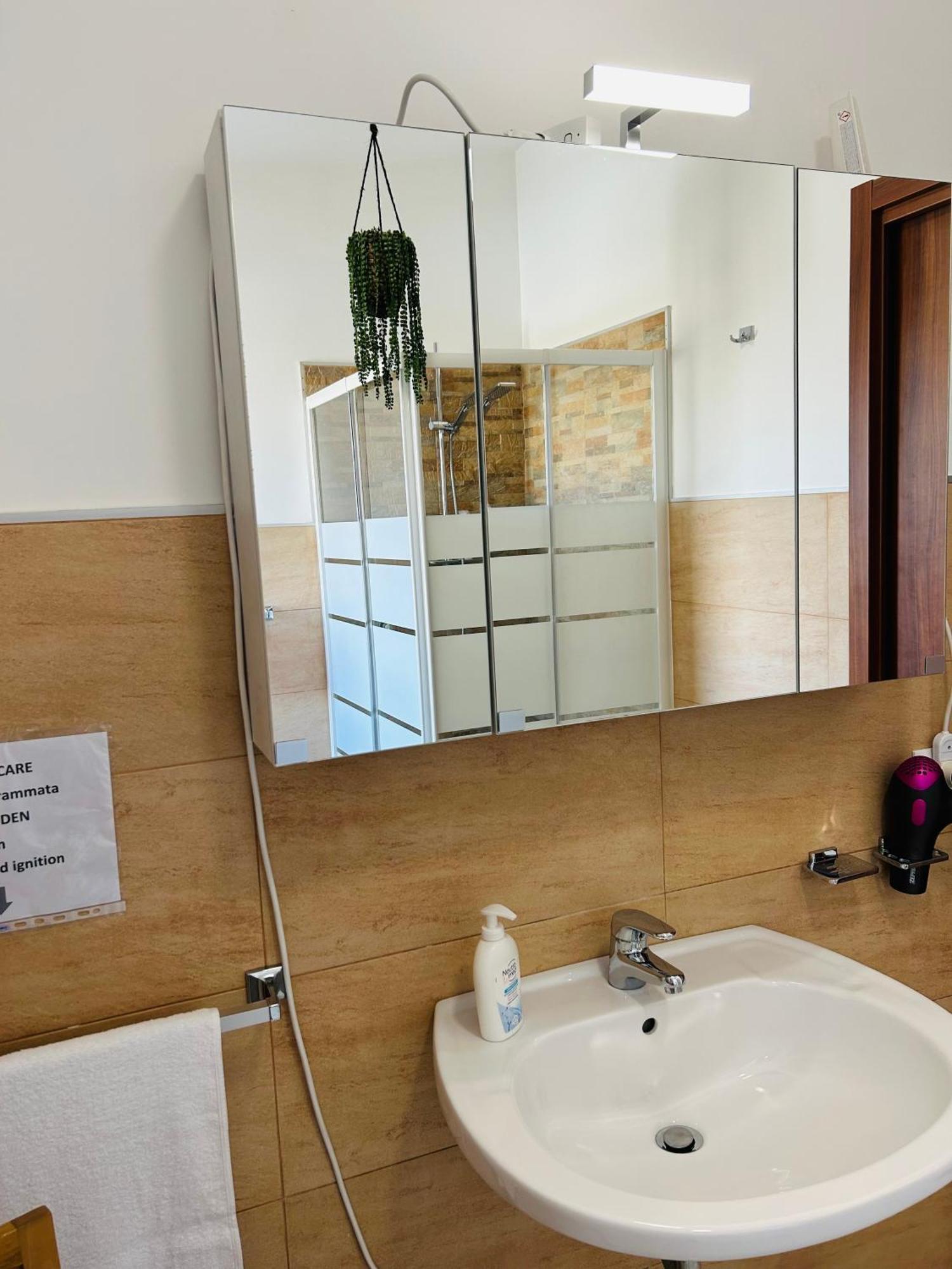 The House Fiera Di Roma Aeroporto Fiumicino Bed & Breakfast Ponte Galeria Exterior photo